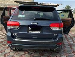 جیپ L گراند شیرۆکی